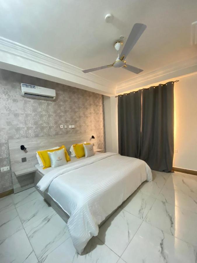Milton Avenue Suites Akra Zewnętrze zdjęcie